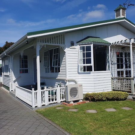 Charmae Guest House Whanganui Ngoại thất bức ảnh